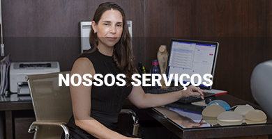 Imagem doutora em seu consultório e equipamentos, espcialidades em seus atendimentos.